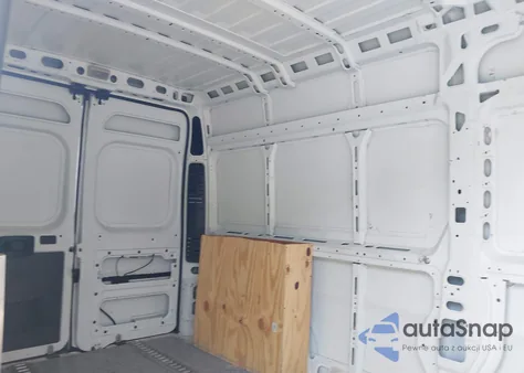 2021 Ram Promaster 2500 High Roof 159 Wb из США, поврежденный, VIN 3C6ERVDG2ME509219